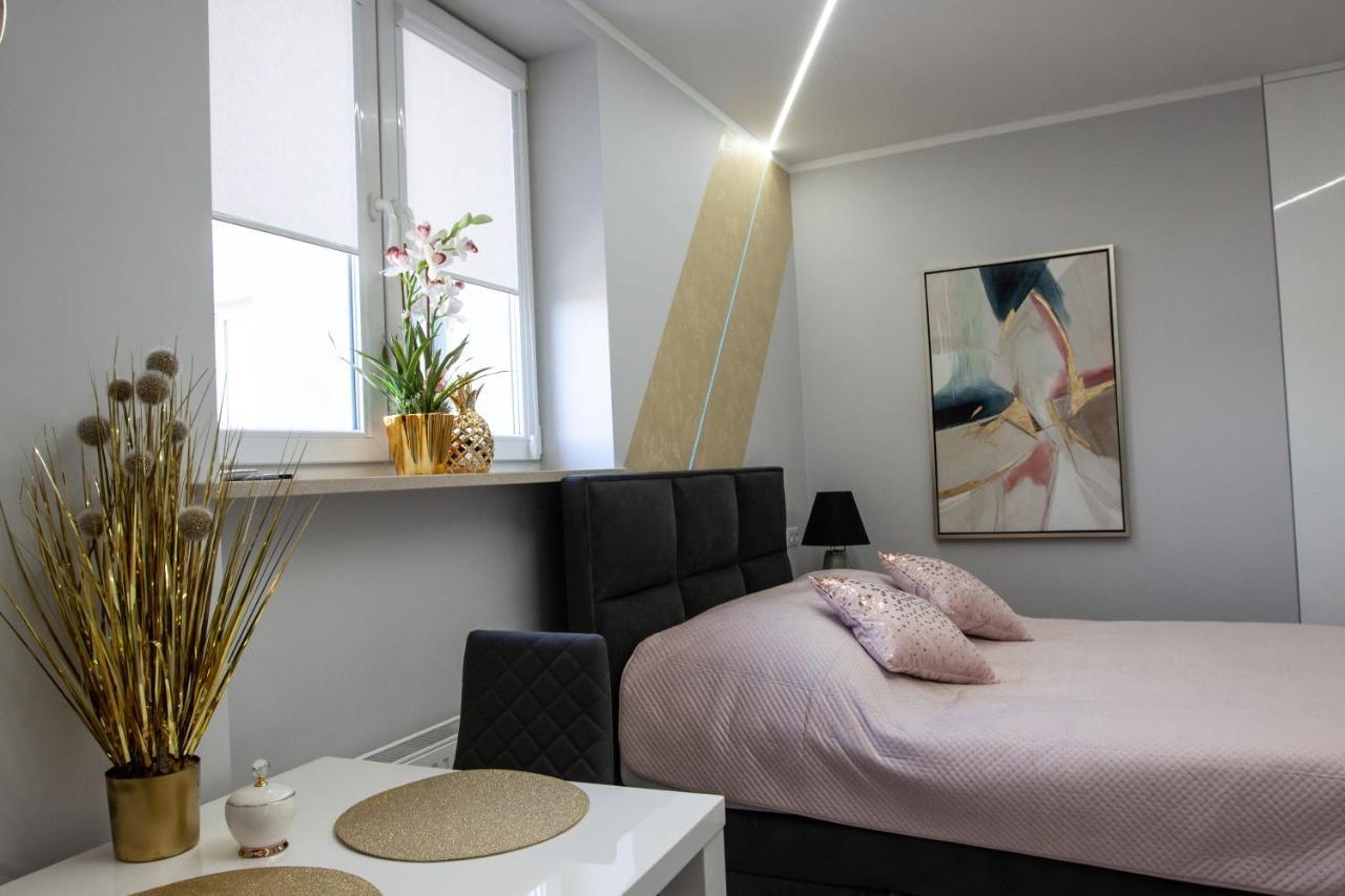 Novel NeW Appartement Warschau Buitenkant foto